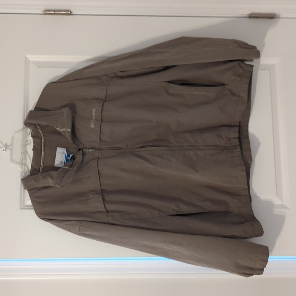 Columbia men's lightweight jacket